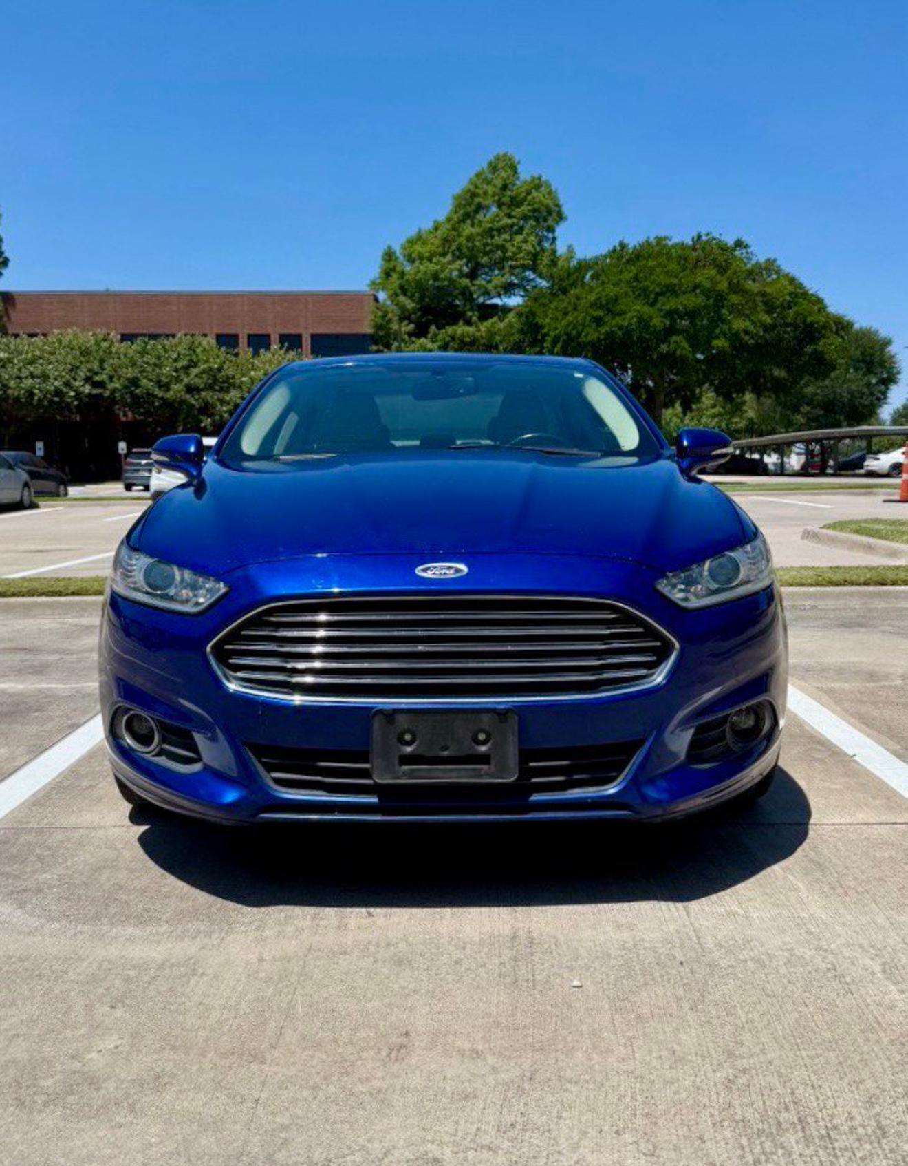 2016 Ford Fusion SE · Sedan 4D