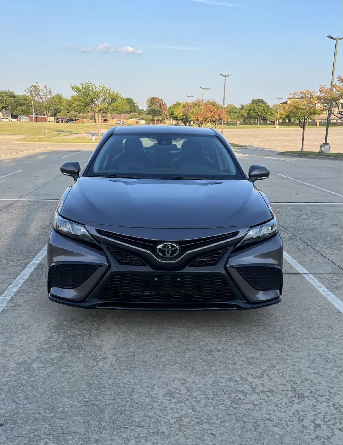2022 Toyota Camry SE SE Sedan 4D
